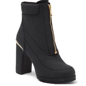 DKNY Black Logan Lug Sole Boots Size 5M
